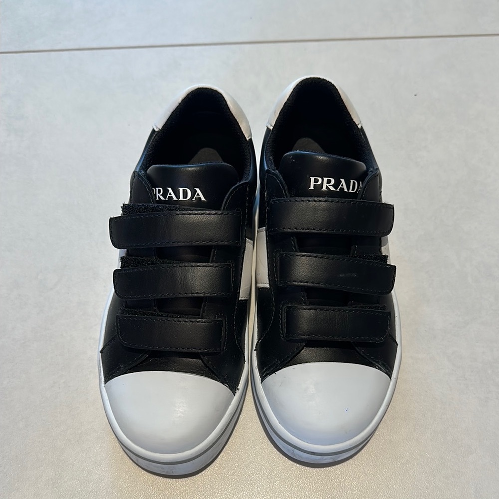 Prada Black and White Sneakers size 31